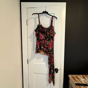 BCBG Floral Asymmetrical Women's Top